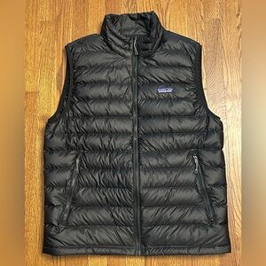 Patagonia Black Puffer Vest